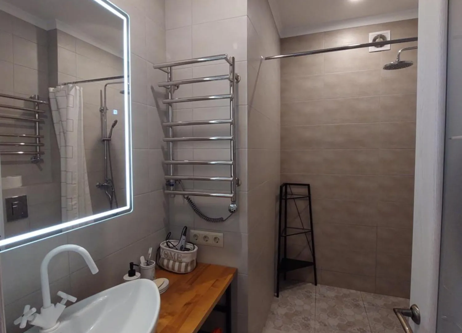 Apartments Of Riviera - Удовольствие От Жизни Almaty 0*,